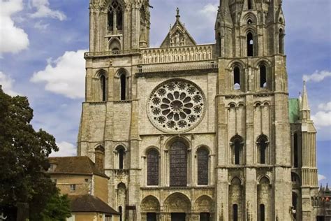 Chartres Cathedral Travelinos