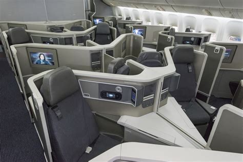 American Airlines Business Class Vs American Airlines First Class 2022