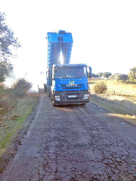 Obras de rehabilitación de firme en carreteras Cáceres Pavimentos Mena