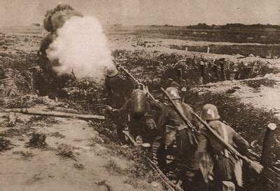 Flamethrower - WW1 Weapons site