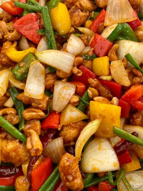 Gai Pad Med Mamuang Thai Cashew Chicken Recipe Hungry In Thailand