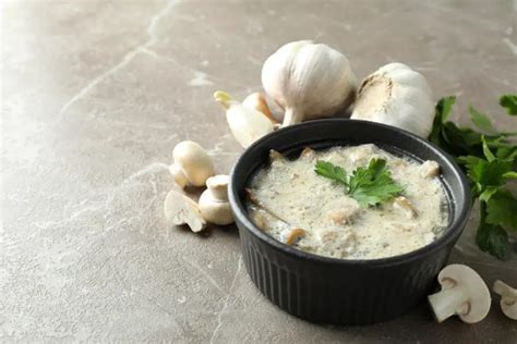 Receita de Filé ao molho de cogumelos e alho Comida e Receitas