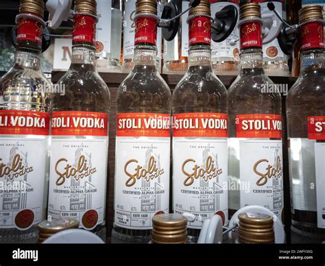 Renanaming hi-res stock photography and images - Alamy