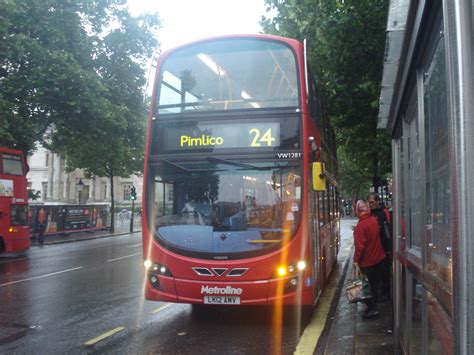 Metroline Vw On Route N Trafalgar Square Aubrey Flickr