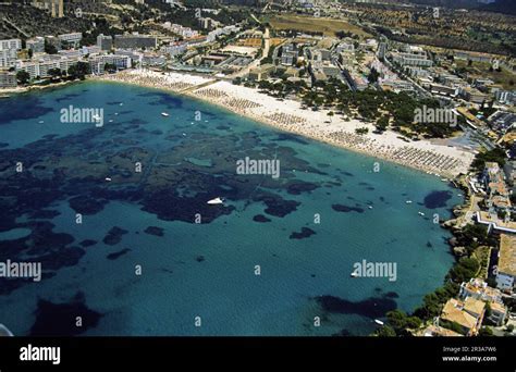 Playa De Santa Ponsa Calvia Mallorca Baleares Espa A Stock Photo Alamy