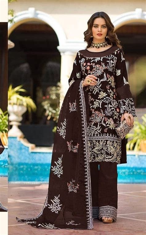 Pakistani Fox Georgette With Embroidery Sequence Work Sareeswala