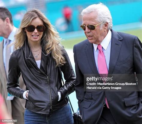 52 Robert Kraft Girlfriend Stock Photos, High-Res Pictures, and Images ...