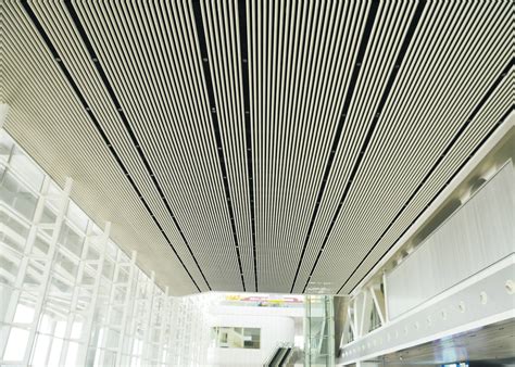 Commercial Corrugated Suspended Metal Ceiling Custom Bathroom Linear