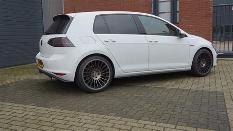 Volkswagen Golf GTI 7 White Rotiform IND T Wheel Front