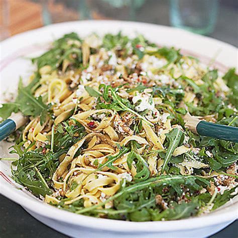 Pasta med fetaost rucola och valnötter Recept Coop