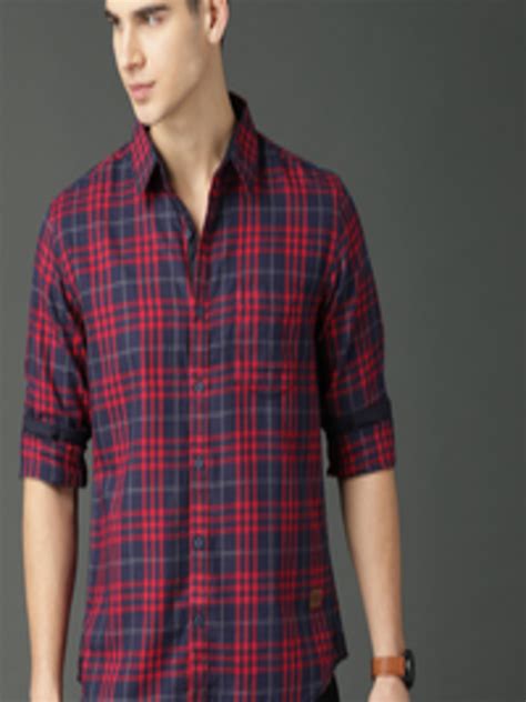 Buy Roadster Men Navy Blue Red Regular Fit Checked Casual Shirt