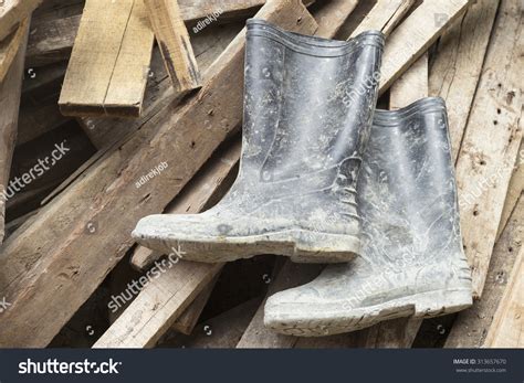 Work Boots Construction Workers Stock Photo 313657670 | Shutterstock