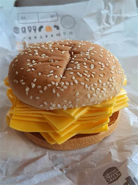 Real Cheeseburger No Meat 20 Slices Of Cheese Burger King