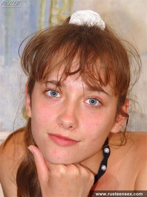 Beauty Of White Woman Spreads Face And More Porn Pic