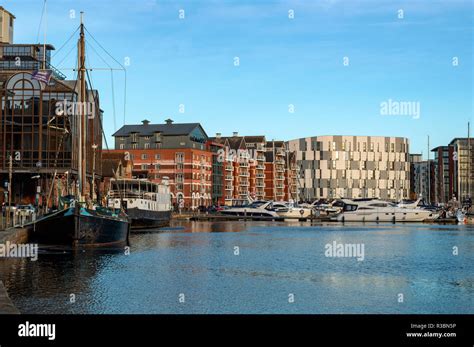 Ipswich waterfront hi-res stock photography and images - Alamy