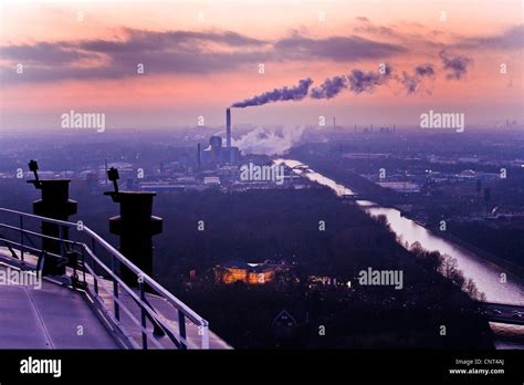 Rhein Herne Kanal Fotos Und Bildmaterial In Hoher Aufl Sung Alamy