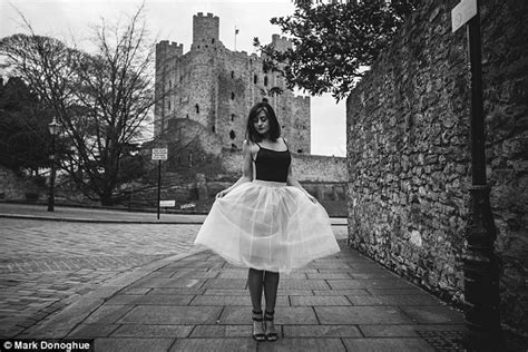 Sex Blogger Breaks Vow Of Abstinence To Find Mr Right After Days With A Night Stand