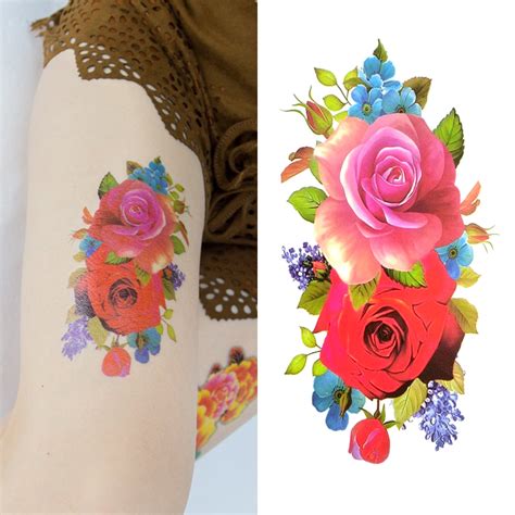 El Arte Floral En Tu Piel Descubre Las Rosas Tatuajes En La Mano