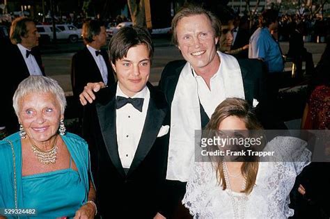 Jon Voight Daughter Photos and Premium High Res Pictures - Getty Images