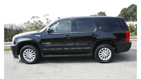 2008 GMC Yukon Hybrid - Information and photos - MOMENTcar