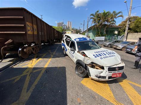 Acidente Entre Carro De Funer Ria E Trem Em Minas Tvjf