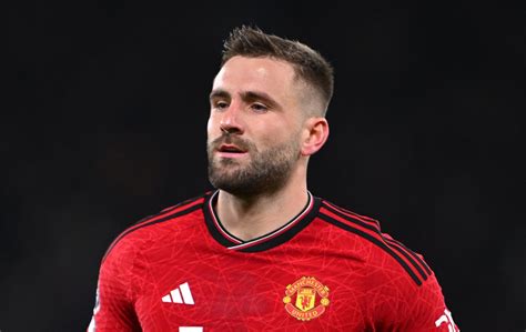 Manchester United Suffer Fa Cup Final Setback As Luke Shaw Injury