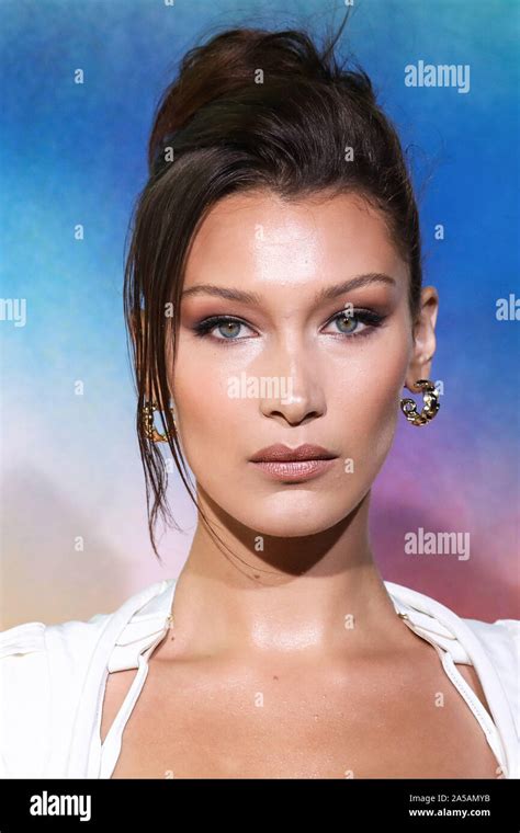 File Bella Hadid Is The World S Most Beautiful Woman According To