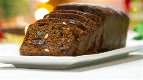 No Alcohol Christmas Plum Cake Easy To Make Plum Cake In Oven