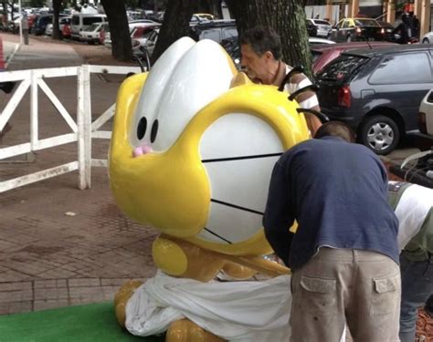 La Estatua De Gaturro Fue Vandalizada A Pocos D As De Su Restauraci N