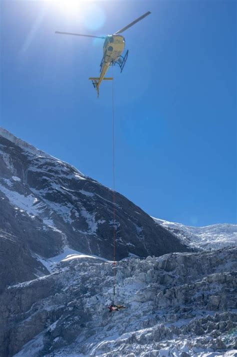 In Pictures Retrieval Operation Of The Bodies Of Russian Climbers From