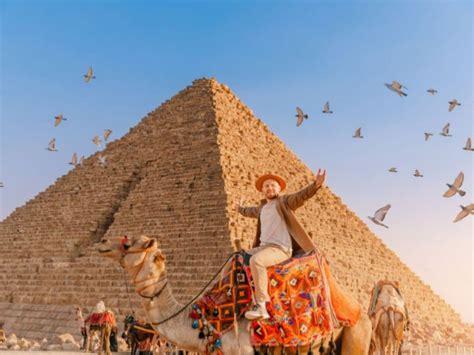 A Guide To Exploring The Pyramids Of Giza Egypt Tours Expert