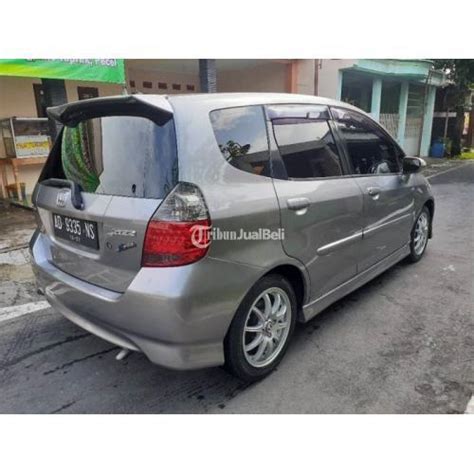 Mobil Bekas Honda Jazz Vtec Matik 2007 Pajak Panjang Siap Pakai Di Solo