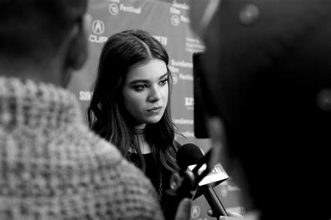 Hailee Steinfeld Fakes – Telegraph