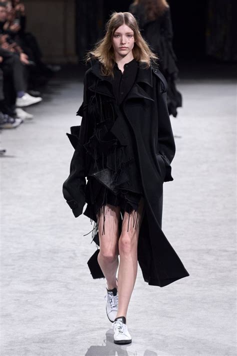 Yohji Yamamoto Paris Fall