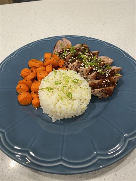 My First Meal Bulgogi Pork Tenderloin Roasted Carrots And Lime Rice R Hellofresh