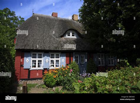 Old Houses Thatched Wustrow Hi Res Stock Photography And Images Alamy