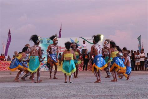 Foto Sampah Bisa Ditukar Jadi Suvenir Di Festival Raja Ampat