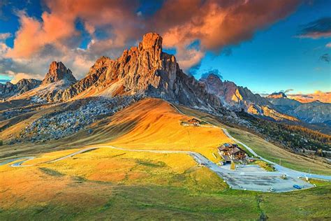 7 Reasons To Explore The Italian Dolomites This Summer