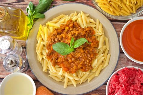 Macarrones A La Boloñesa Con Carne Picada Receta De Pasta Familiar