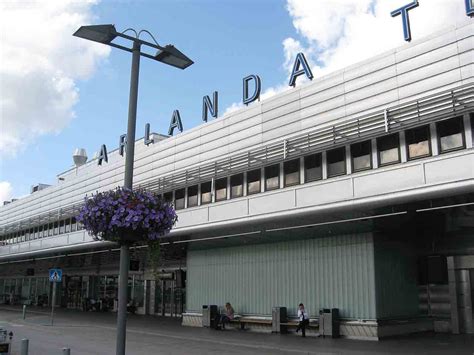 Stockholm Arlanda airport. How to arrive by direct flight. Center ...