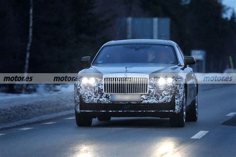 El Rolls Royce Ghost Estrenar Imagen En M Nimos Cambios Pero