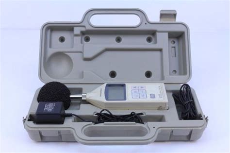 Ono Sokki La 210 Sound Level Meter