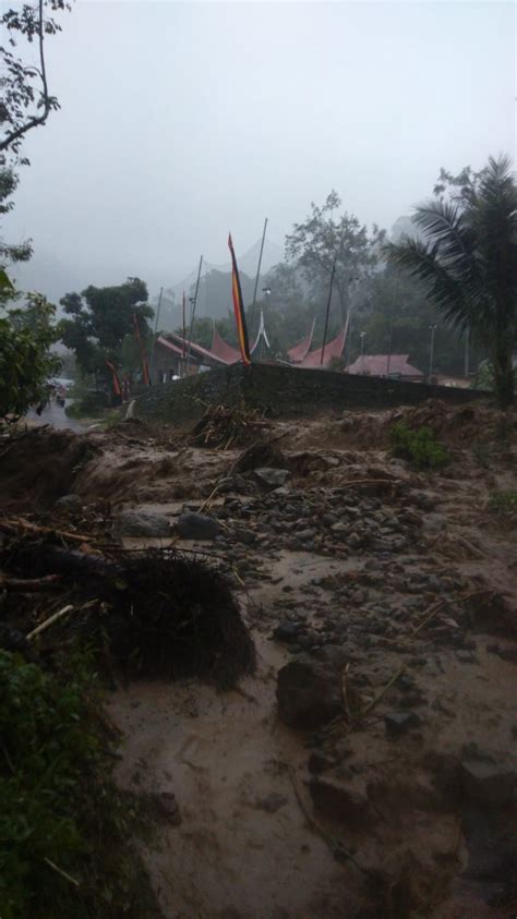 Banjir Bandang Landa Jorong Sungai Rangeh Satu Orang Tewas Tertimbun