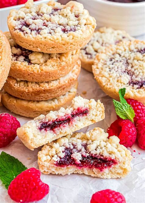 Raspberry Crumble Cookies Are Melt In Your Mouth Amazing A Shortbread Style Cookie Filled Wit