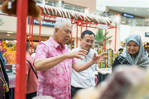 Sektor Pelancongan Beransur Pulih Sarawak Sasar Juta Pengunjung