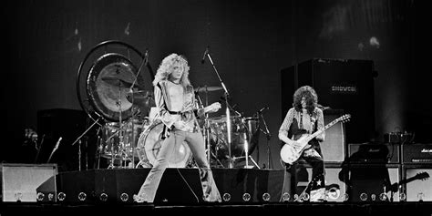 Moments Of Rock Led Zeppelin S Debut A Humble Beginning