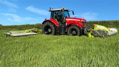 Mowing With The Massey Ferguson And Claas Discos YouTube