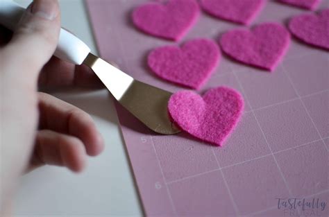 Easy Diy Felt Heart Garland Tastefully Frugal