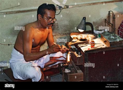 Indian Goldsmith Stock Photos & Indian Goldsmith Stock Images - Alamy