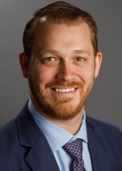 Photo Of Associate Wealth Management Advisor Joshua Perger